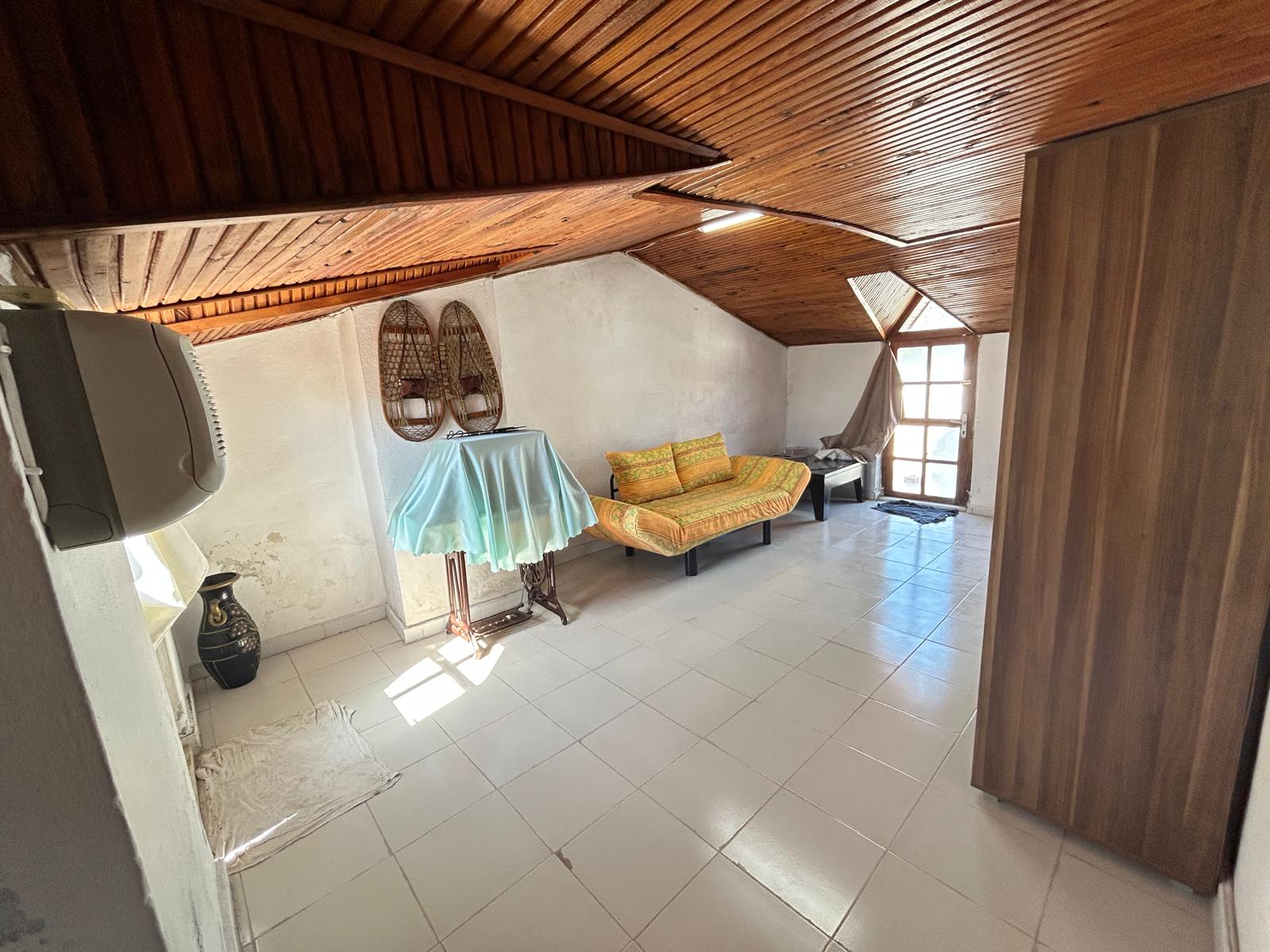 MARMARİS ARMUTALANDA KÖŞE KONUM BAHÇELİ SATILIK 3+1 TRİBLEKS VİLLA